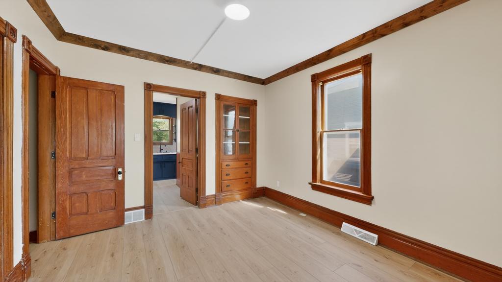418 8th Street Property Photo 13