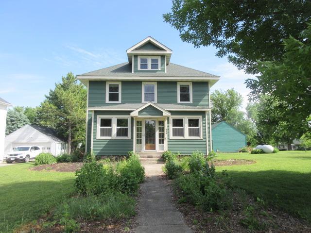 416 E Division Street Property Photo 2