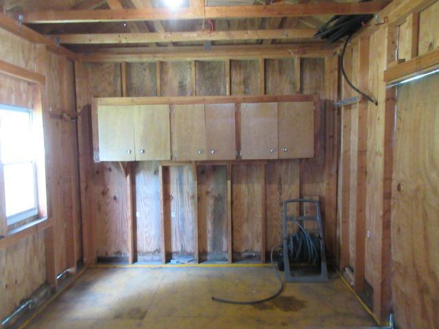 416 E Division Street Property Photo 10