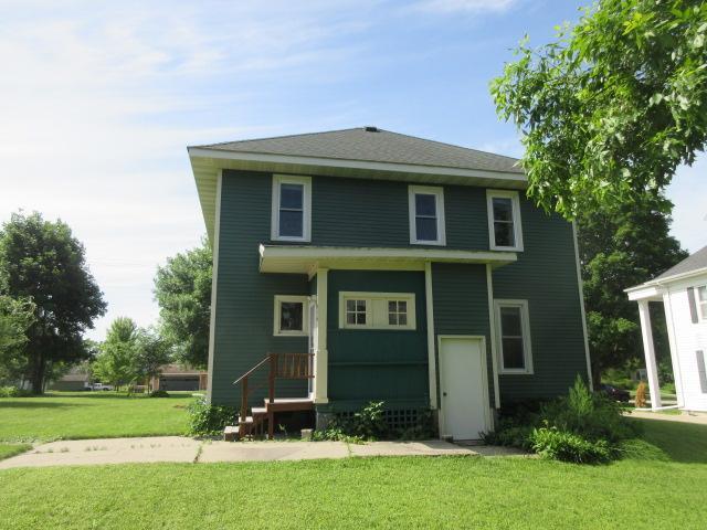 416 E Division Street Property Photo 13
