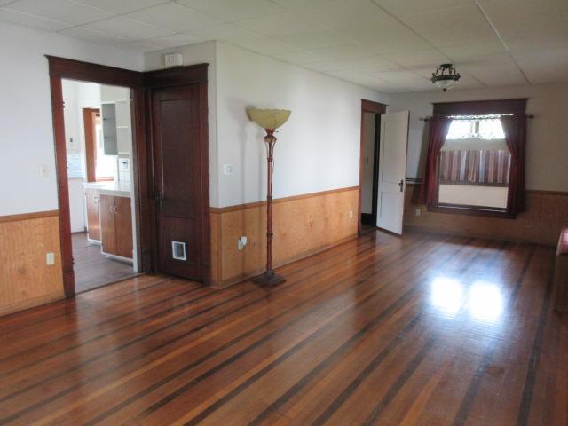 416 E Division Street Property Photo 35
