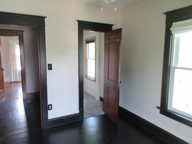 416 E Division Street Property Photo 54