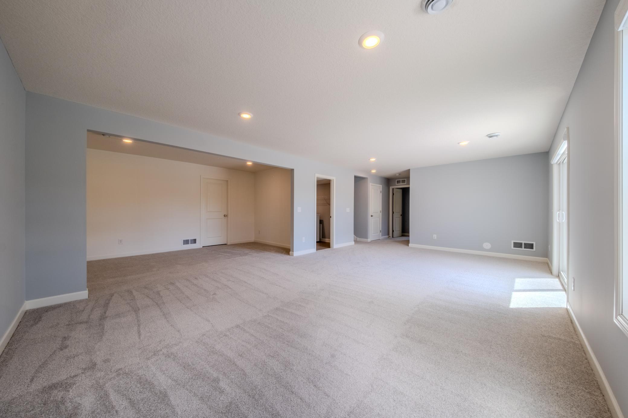 12300 Pineridge Way N Property Photo 7