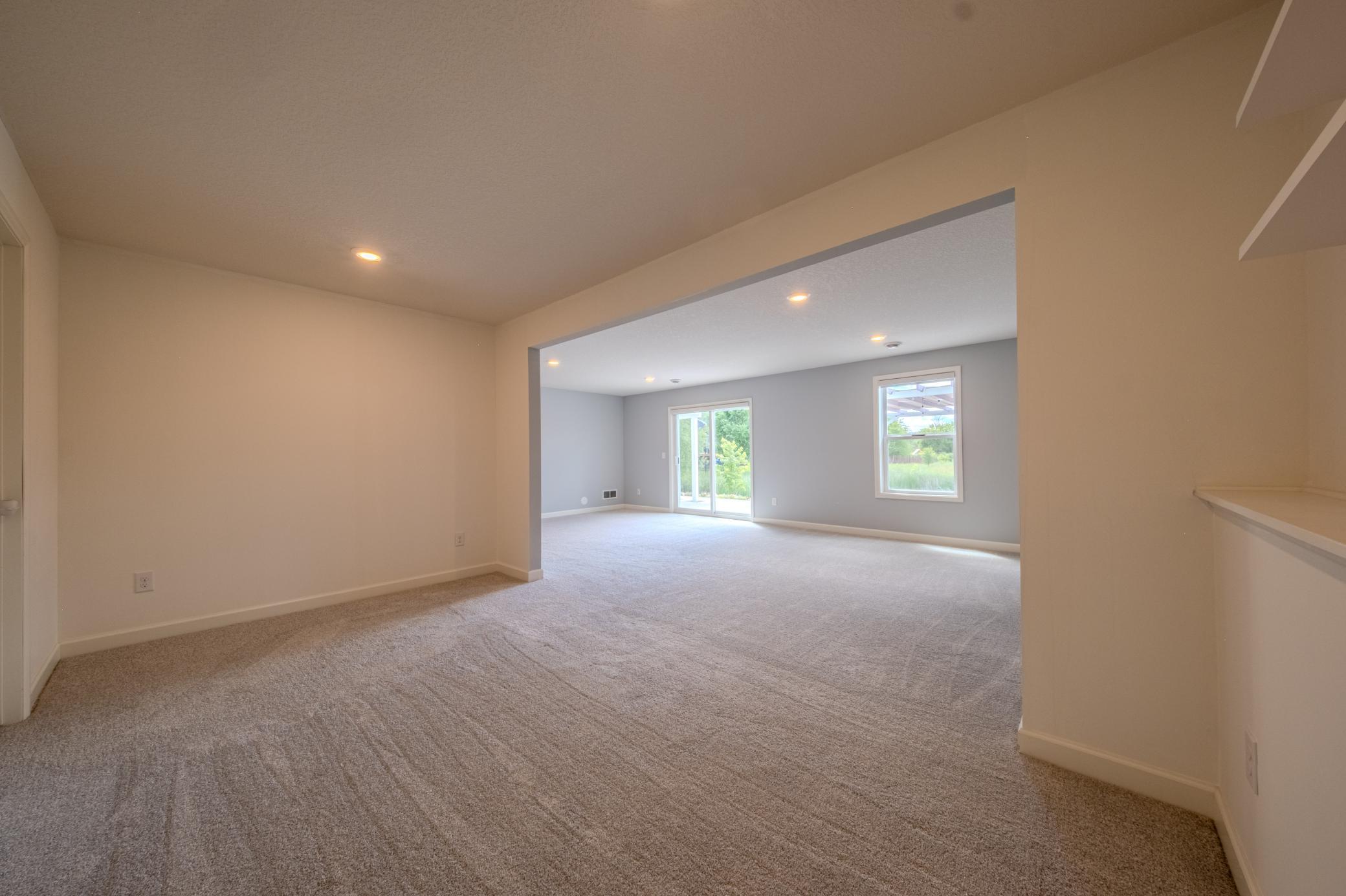12300 Pineridge Way N Property Photo 8