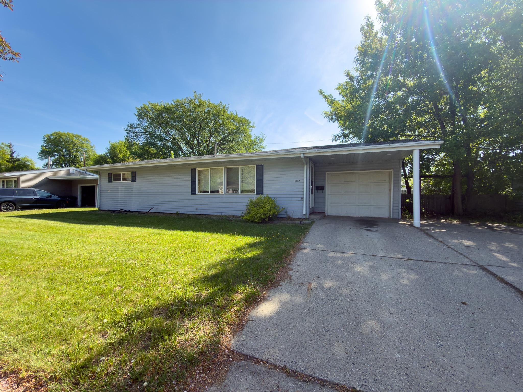 1812 4th Street S Property Photo 1