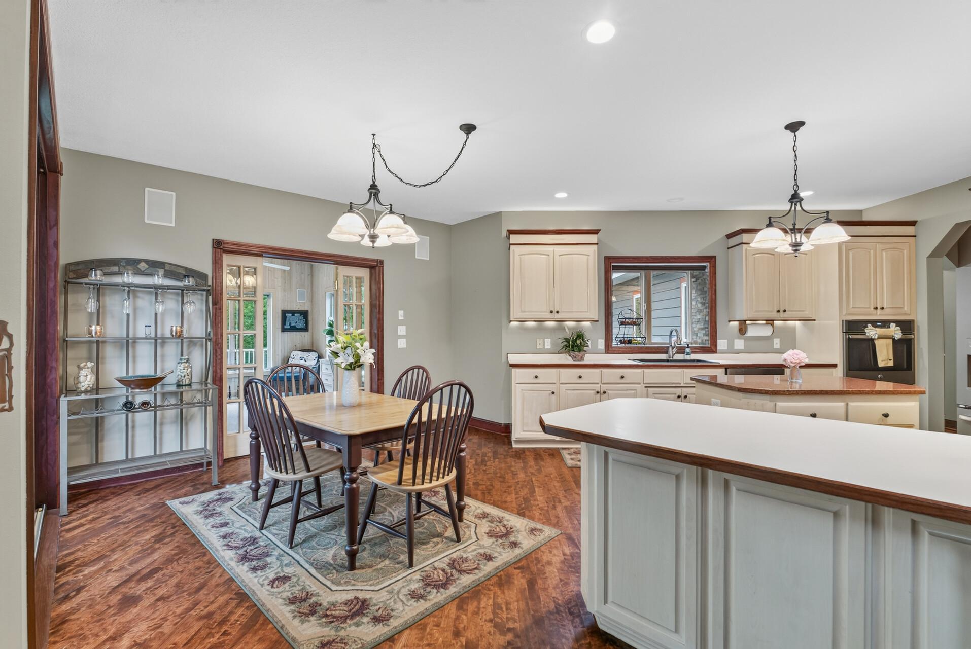 14933 River Street Se Property Photo 25