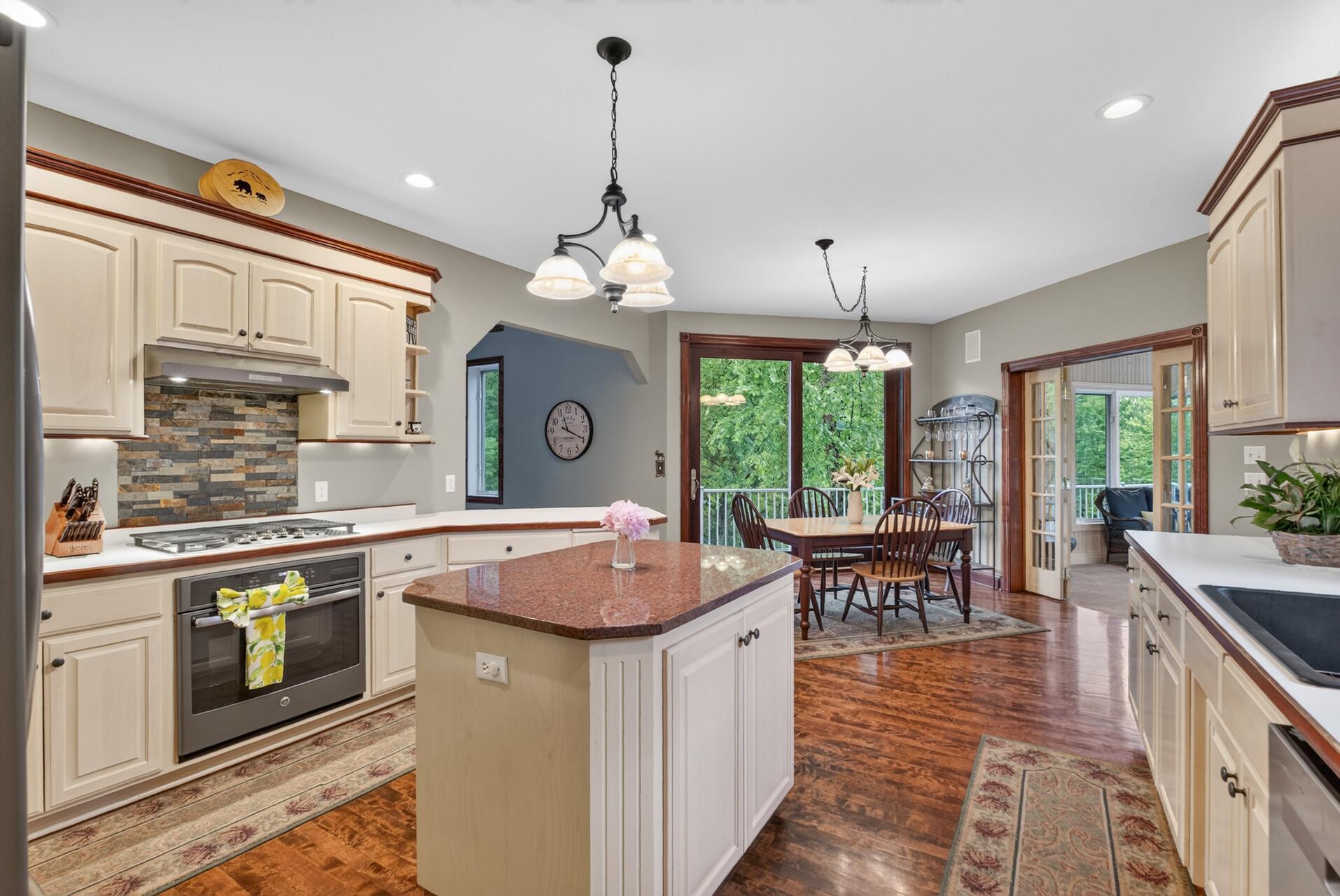 14933 River Street Se Property Photo 26
