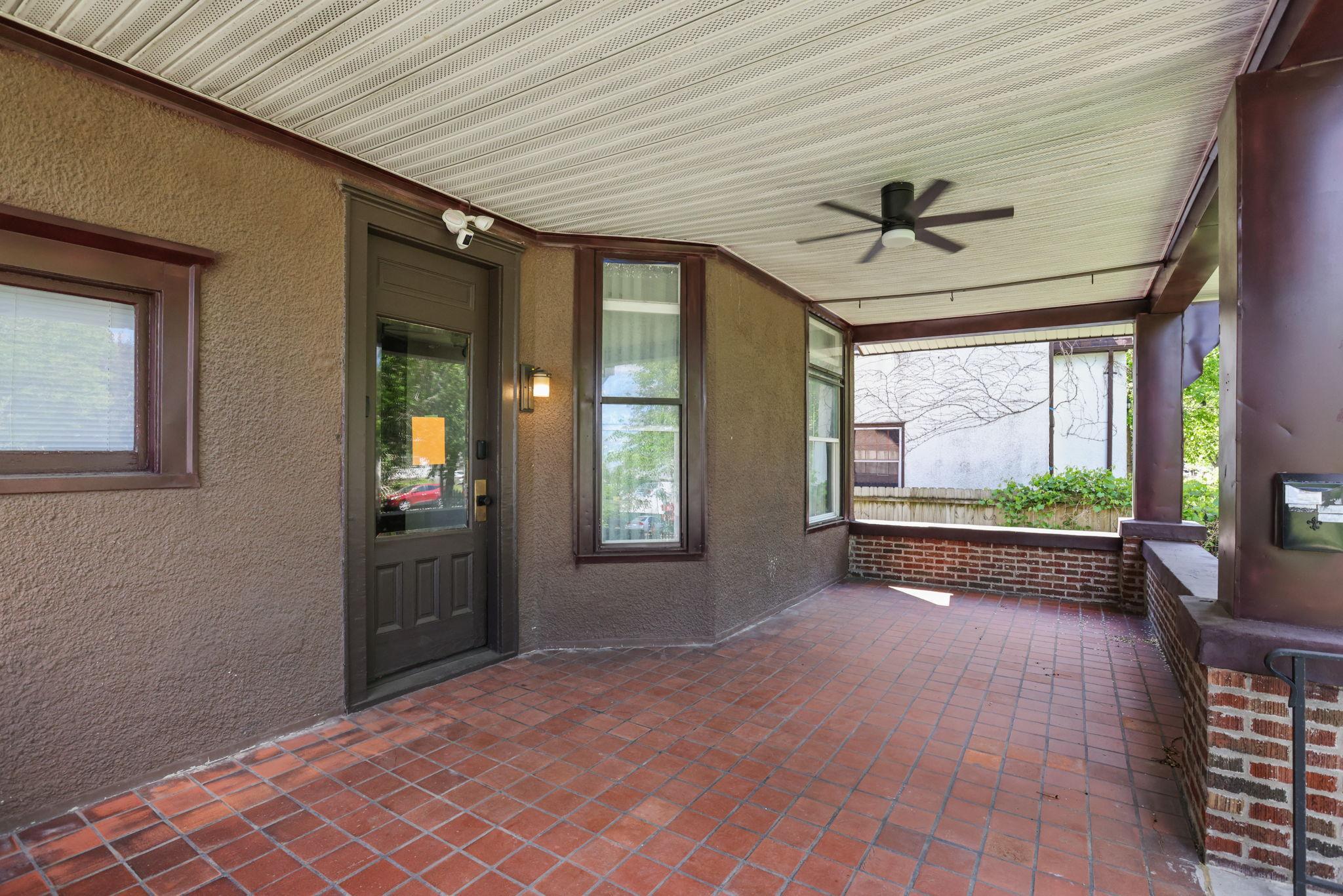 3021 Park Avenue S Property Photo 4