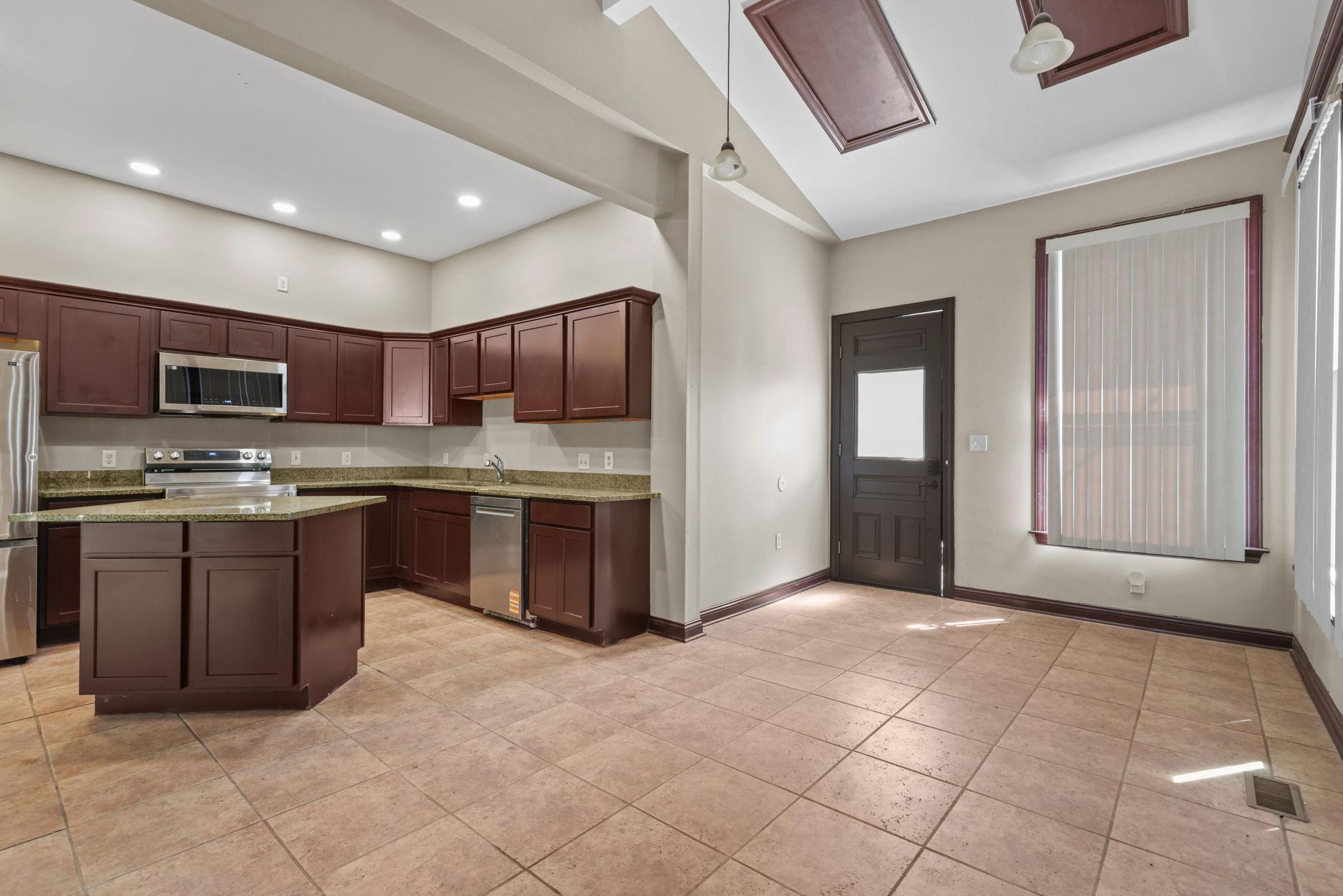 3021 Park Avenue S Property Photo 15
