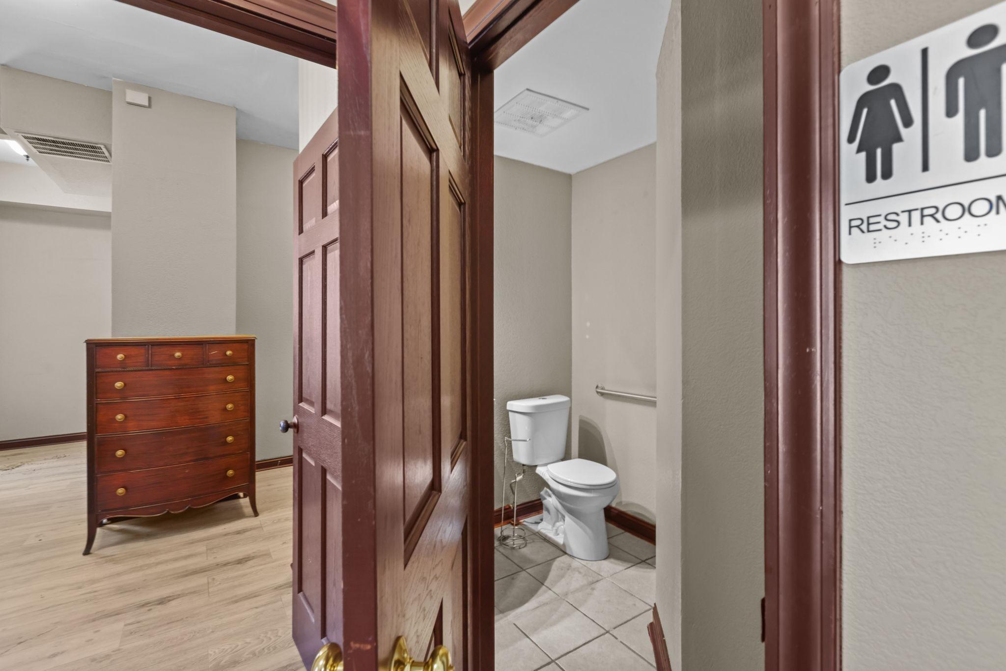 3021 Park Avenue S Property Photo 21