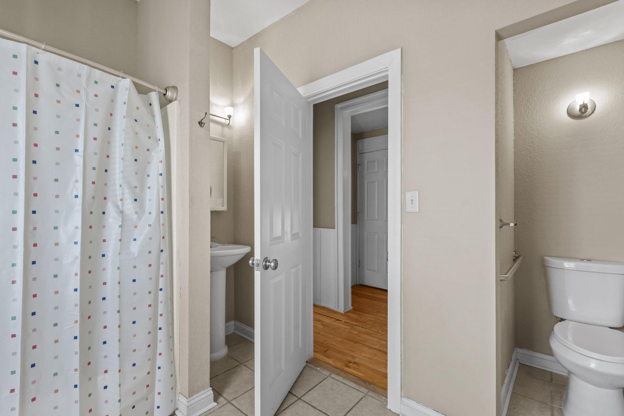 3021 Park Avenue S Property Photo 37