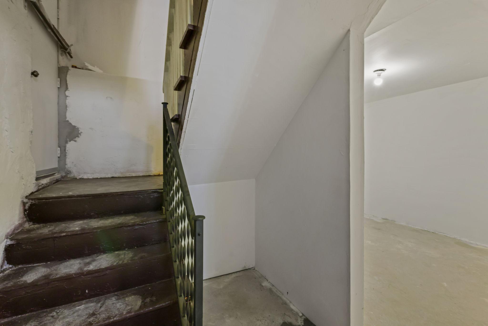 3021 Park Avenue S Property Photo 42