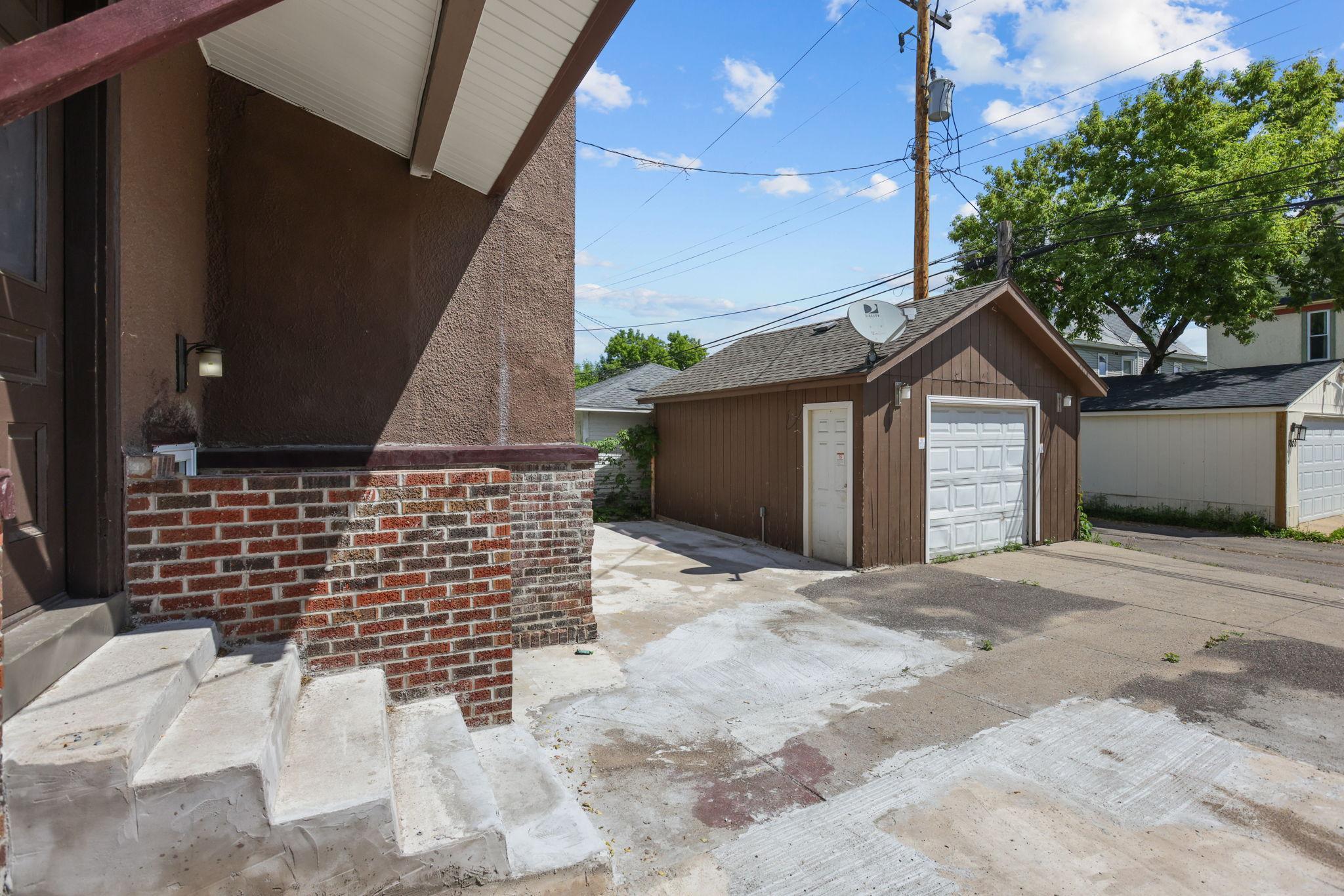 3021 Park Avenue S Property Photo 47