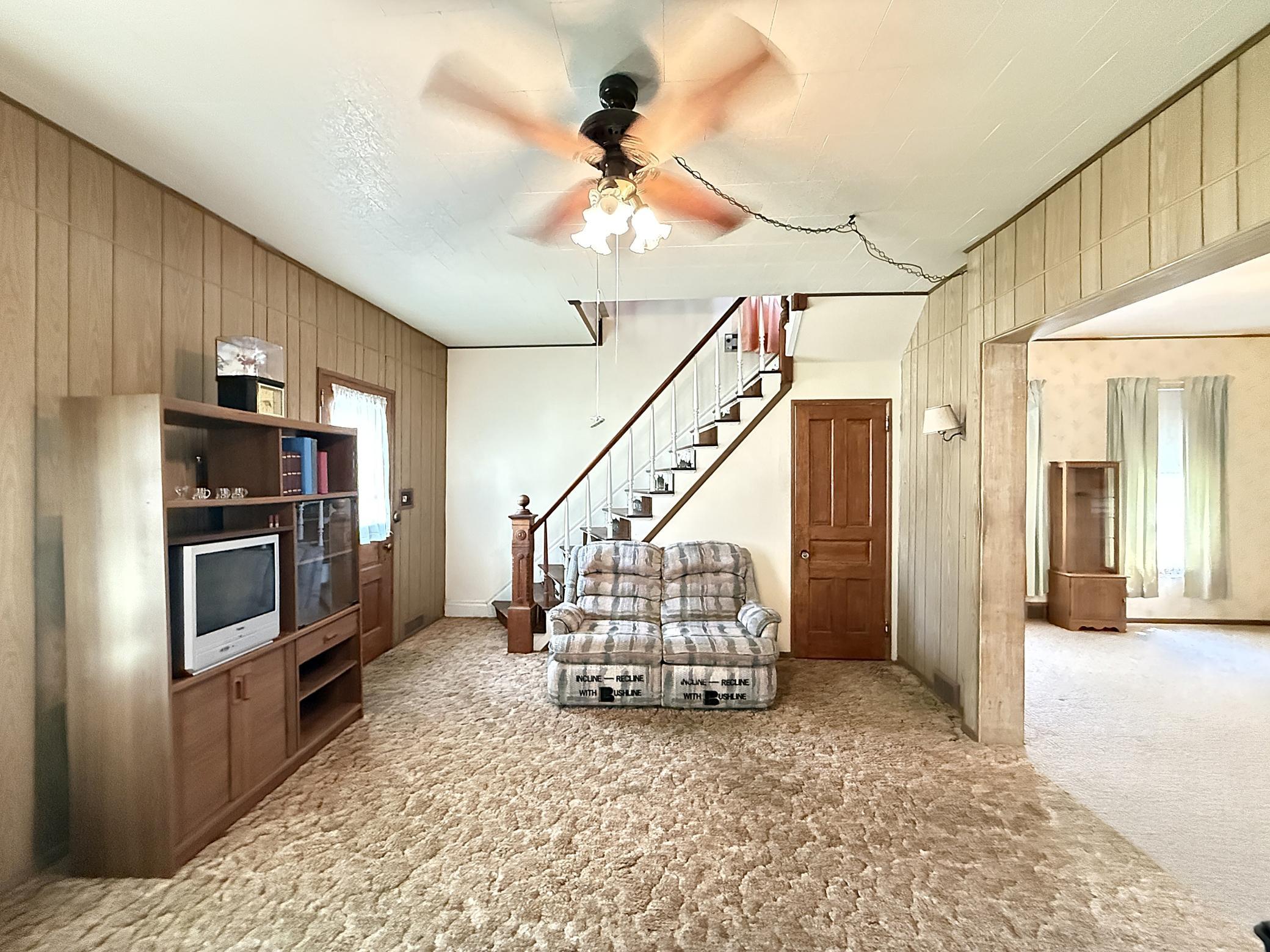 324 E Maple Street Property Photo 17