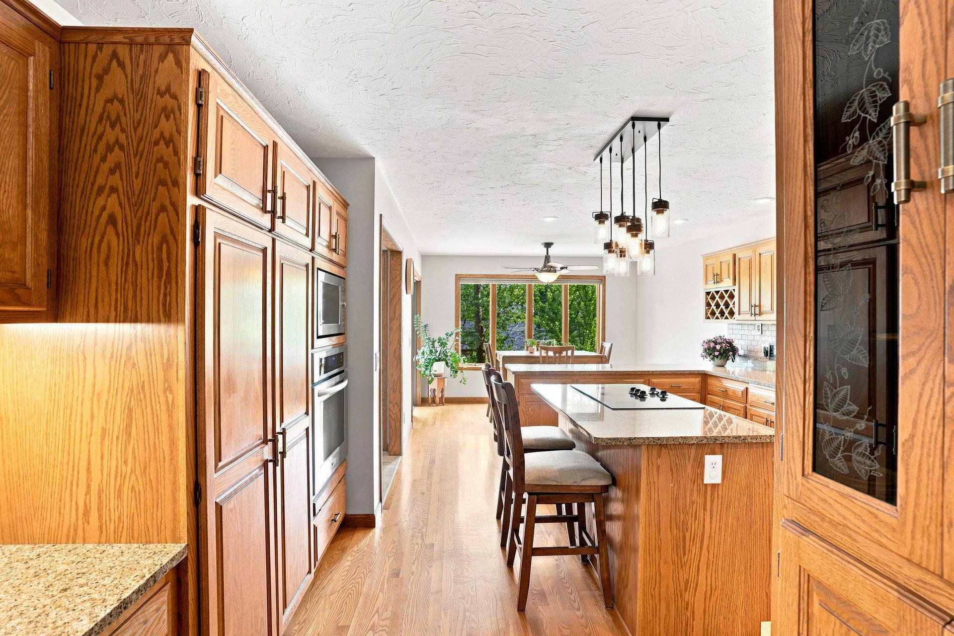 18430 Jasper Ct Property Photo 6