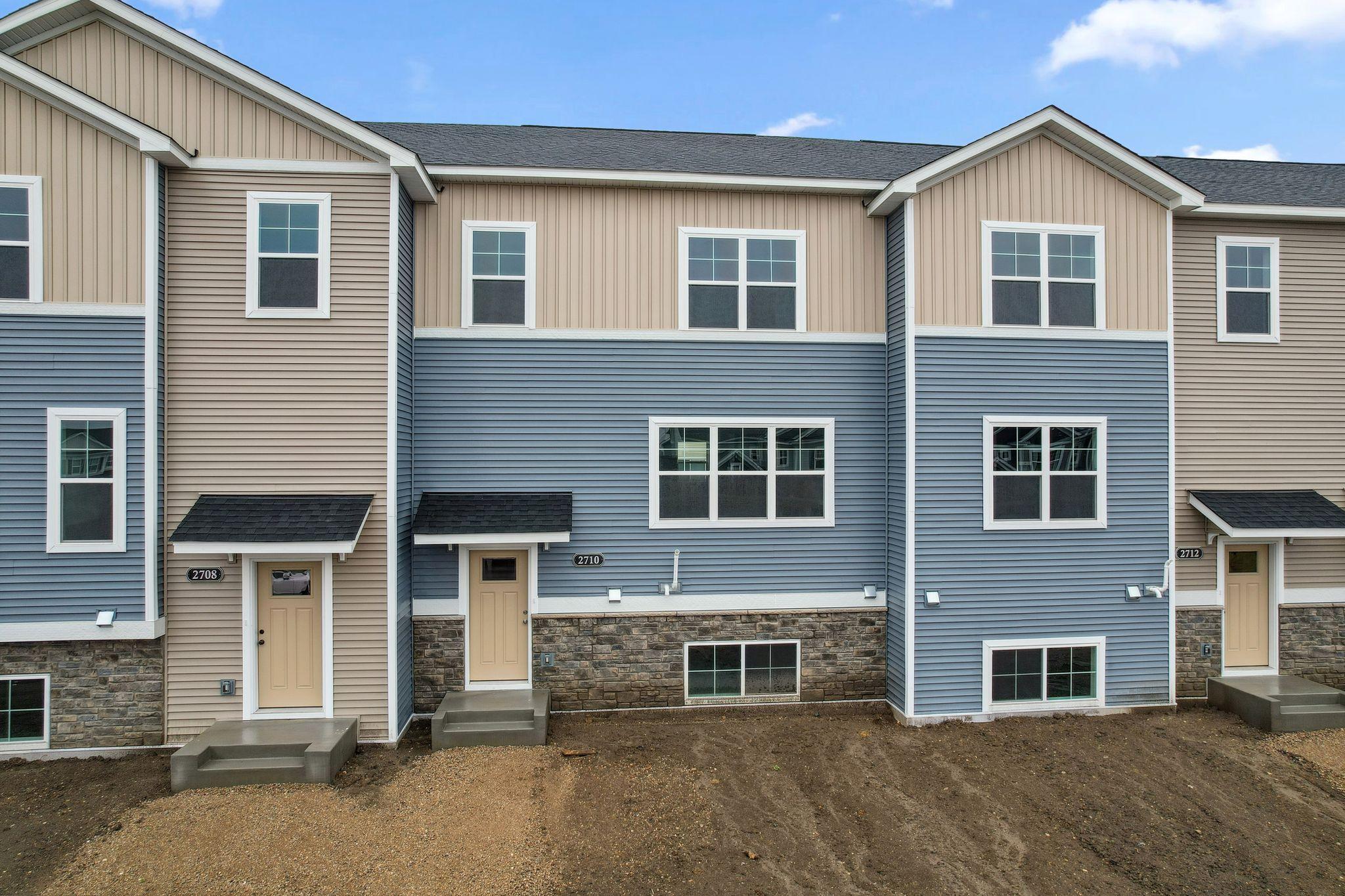 2730 Kepler Avenue Ne Property Photo 2