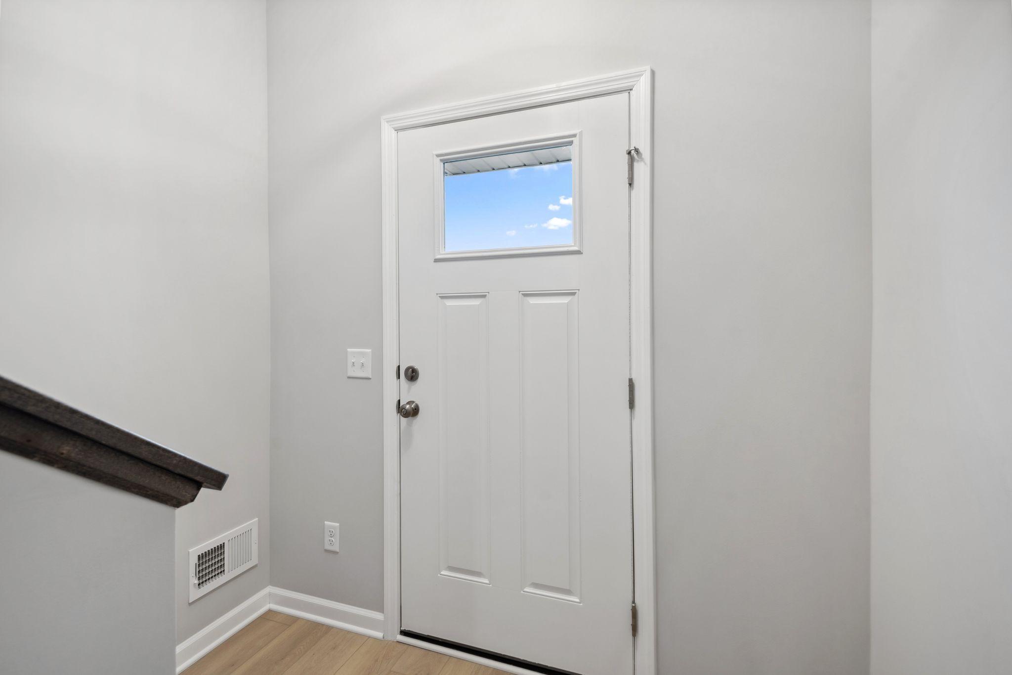 2730 Kepler Avenue Ne Property Photo 6