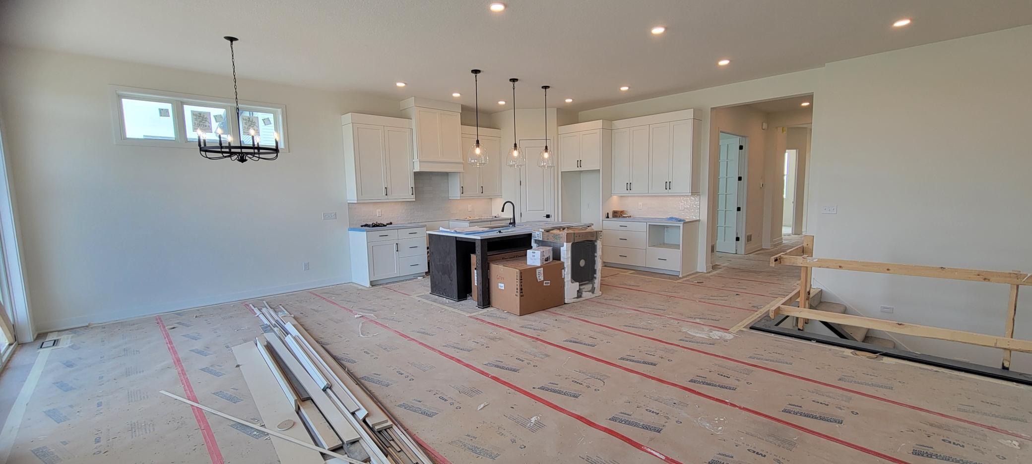 2048 Tamarack Road Property Photo 10
