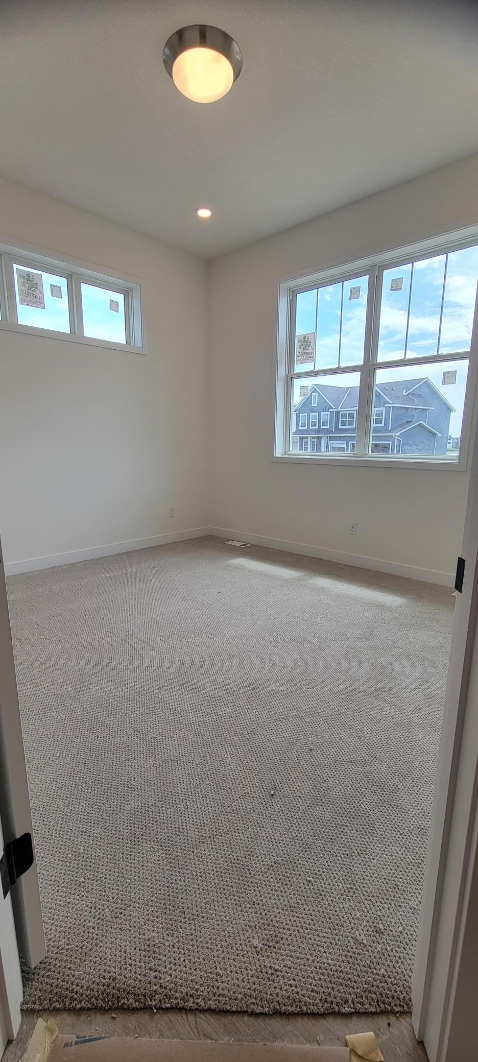 2048 Tamarack Road Property Photo 16