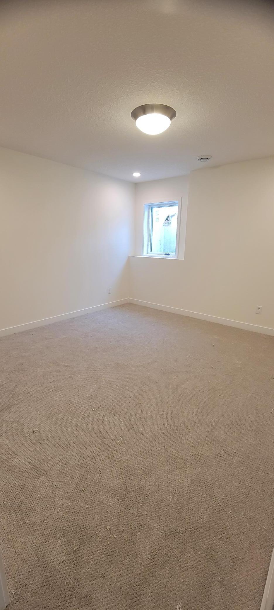 2048 Tamarack Road Property Photo 31