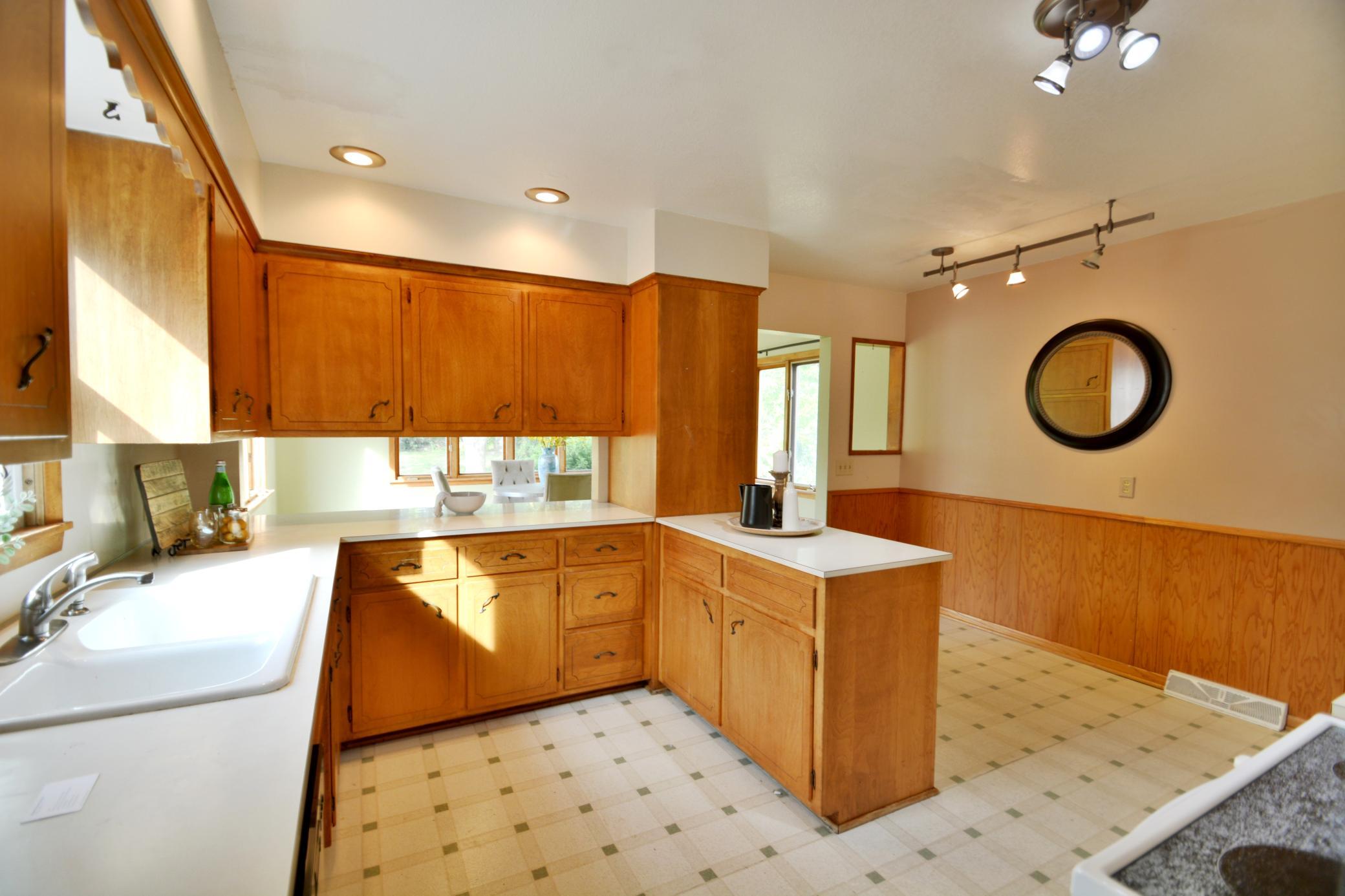 4522 Chatham Road Ne Property Photo 2