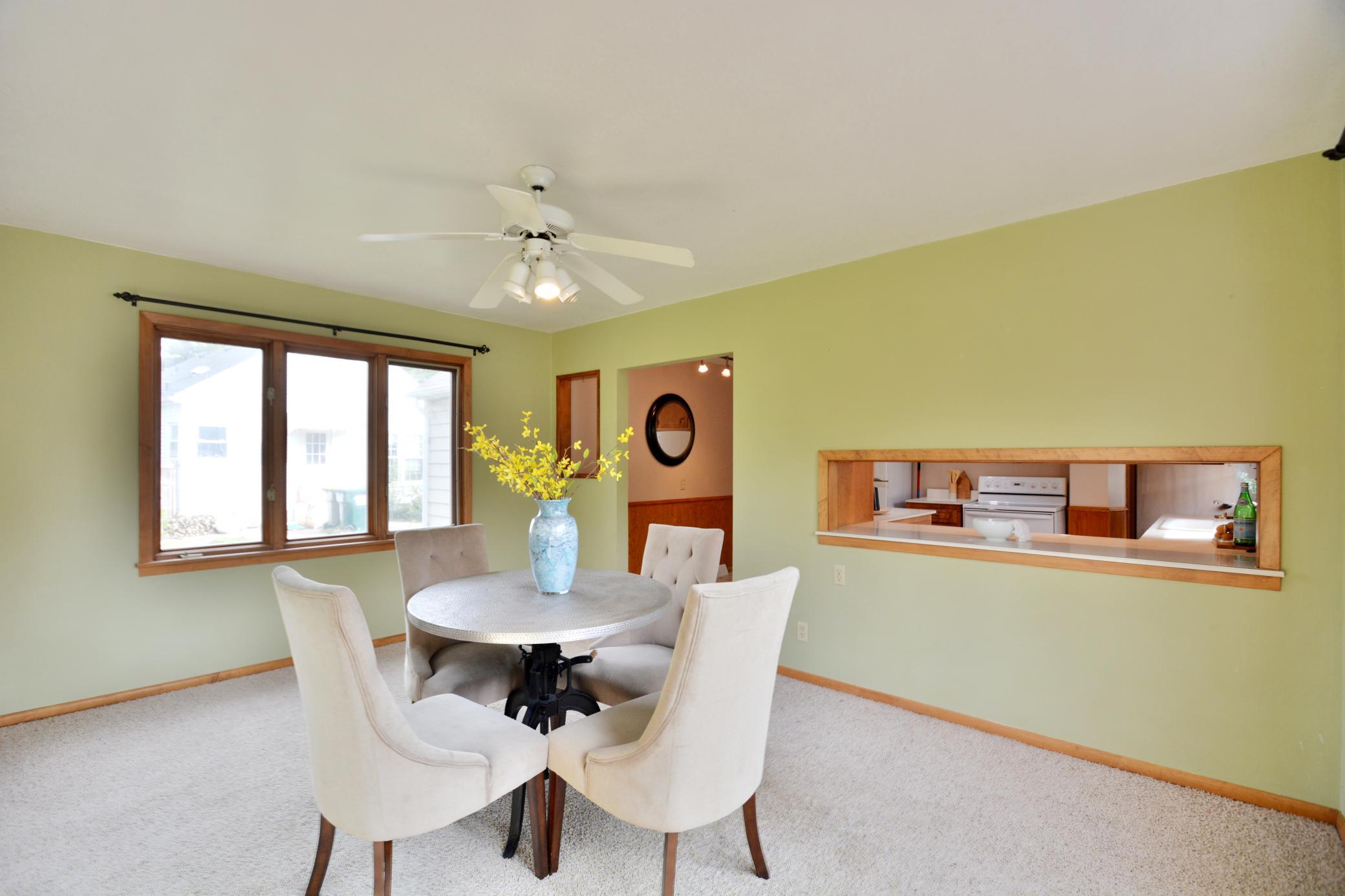 4522 Chatham Road Ne Property Photo 4