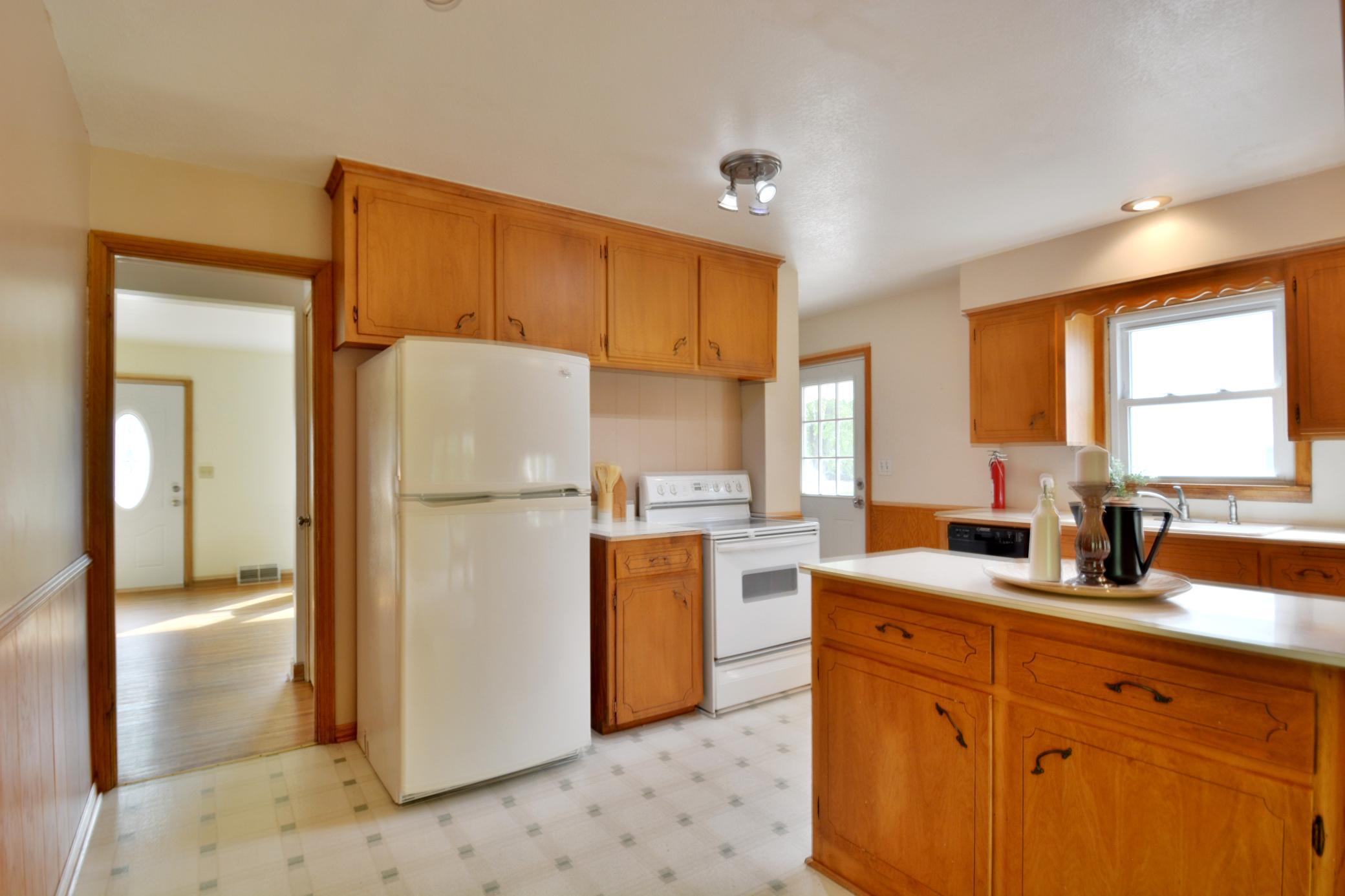 4522 Chatham Road Ne Property Photo 6