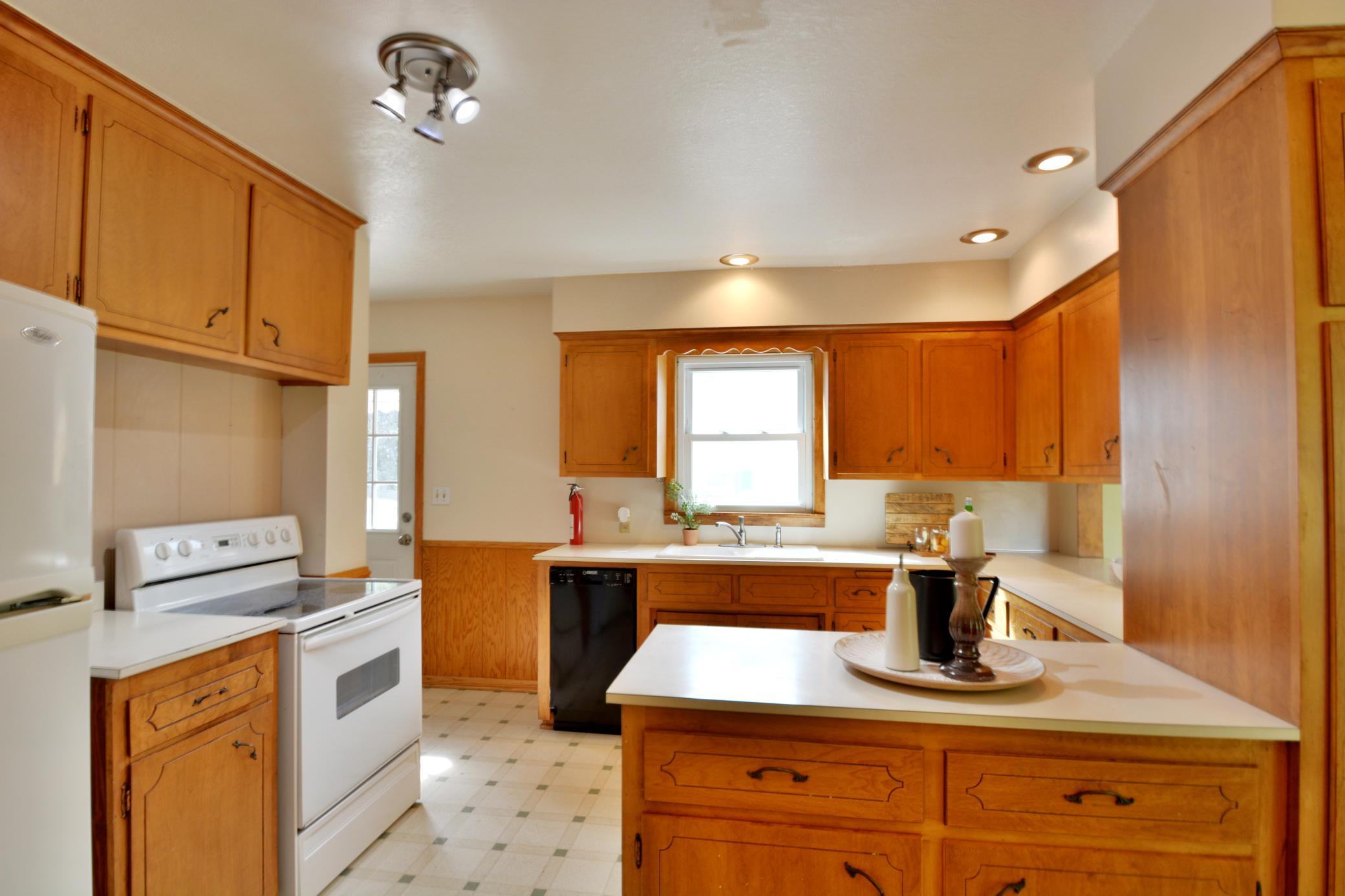 4522 Chatham Road Ne Property Photo 7