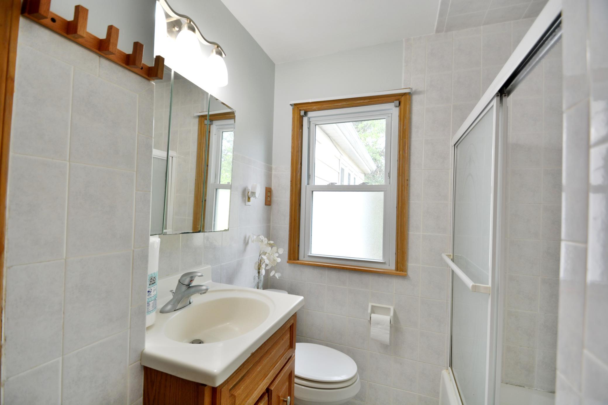 4522 Chatham Road Ne Property Photo 11