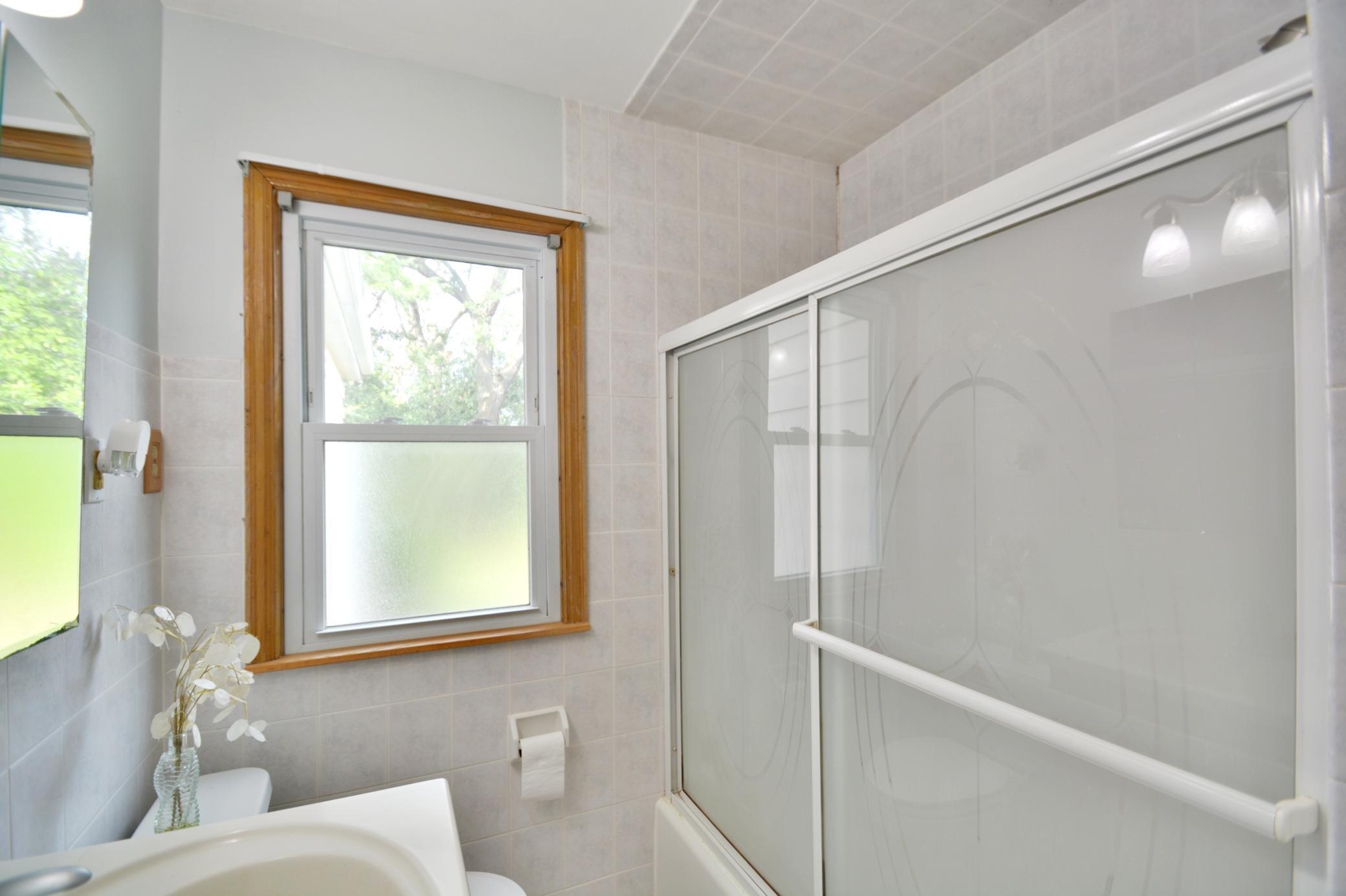 4522 Chatham Road Ne Property Photo 12