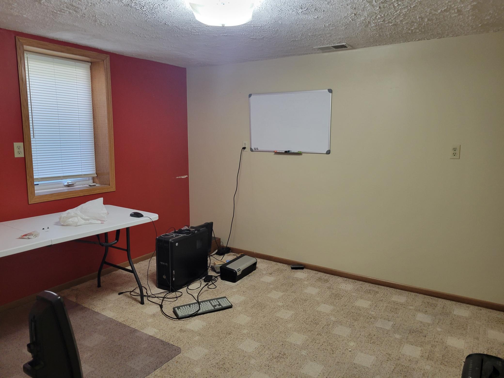 425 Spruce Avenue S Property Photo 6