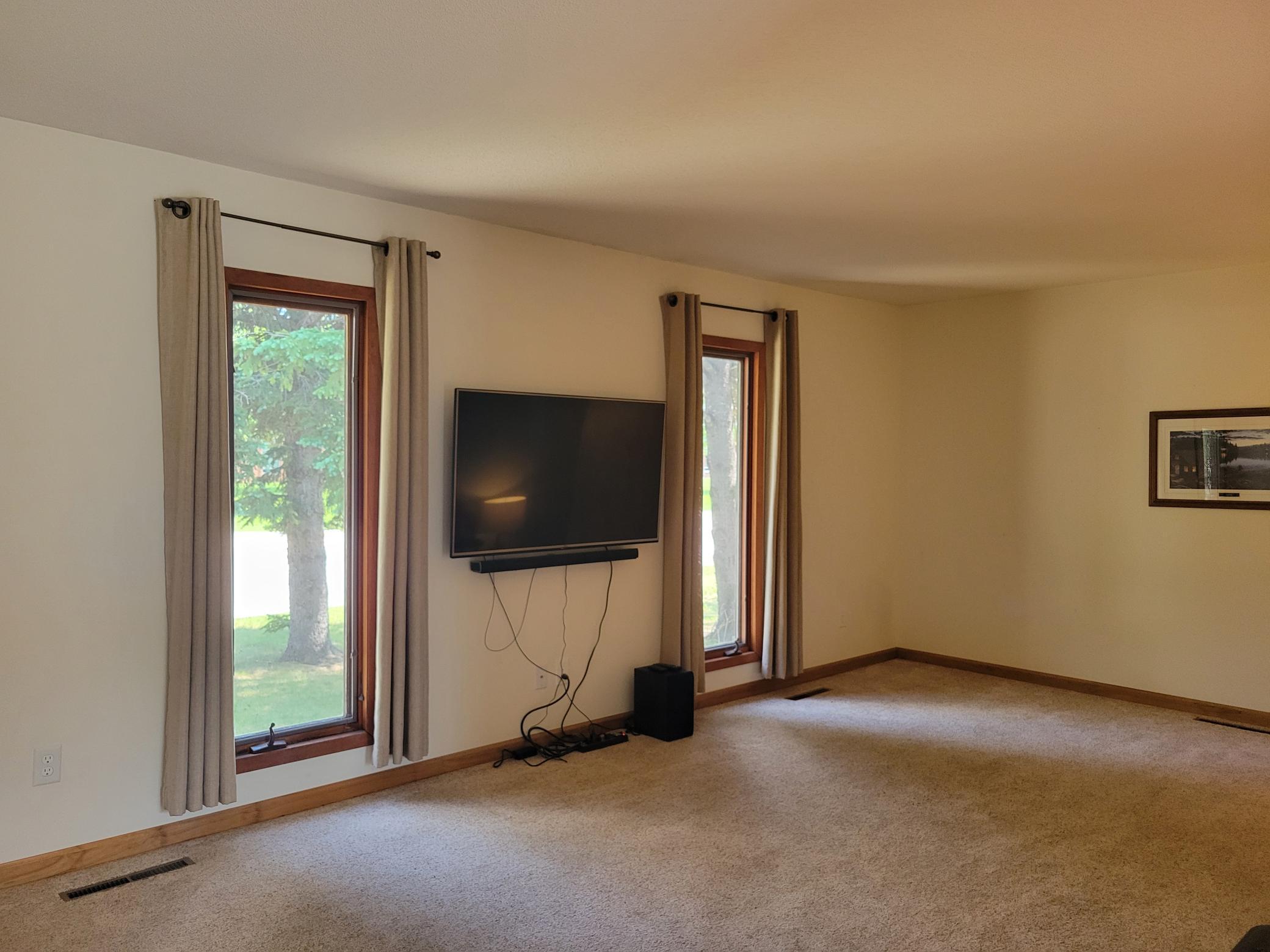 425 Spruce Avenue S Property Photo 16