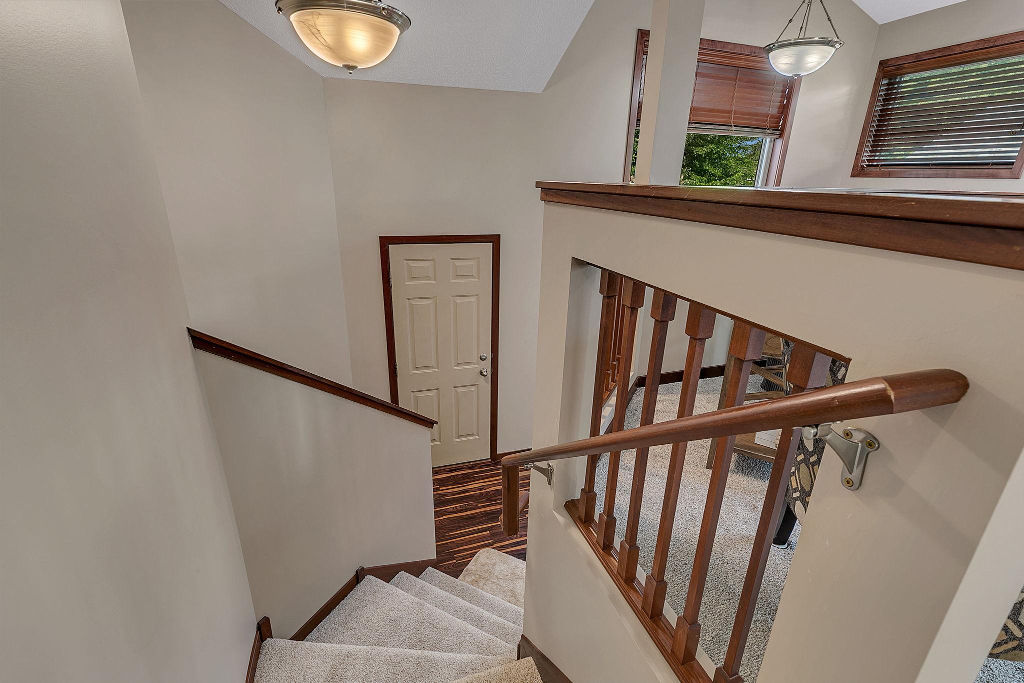 7442 Large Avenue Ne Property Photo 18