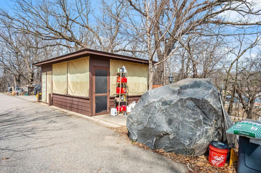17125 Stodola Property Photo 3