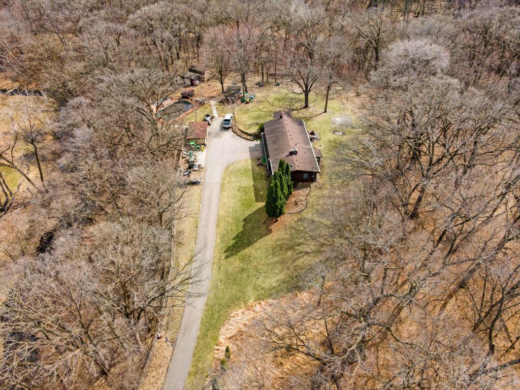 17125 Stodola Property Photo 6