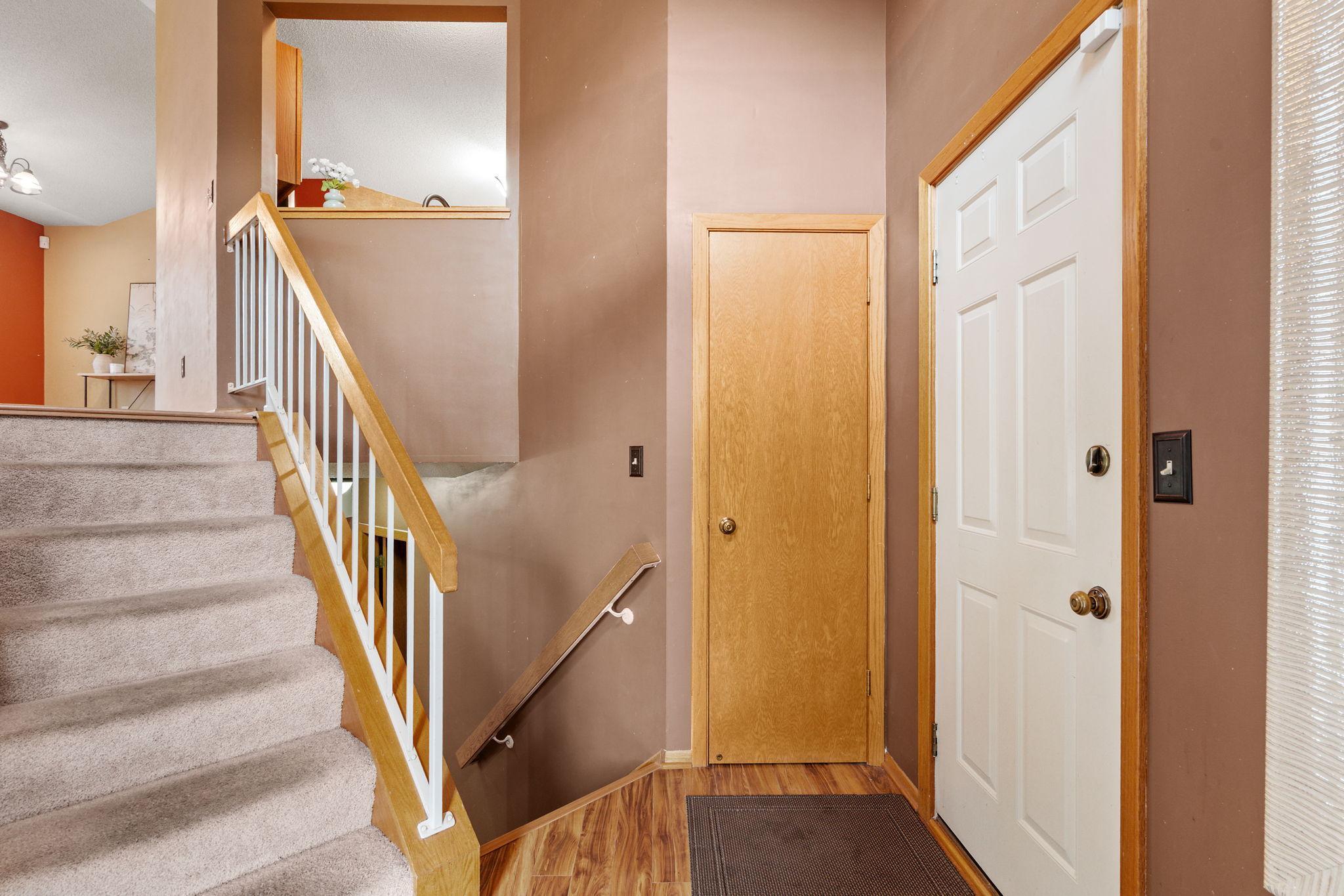 10283 Lee Drive Property Photo 3