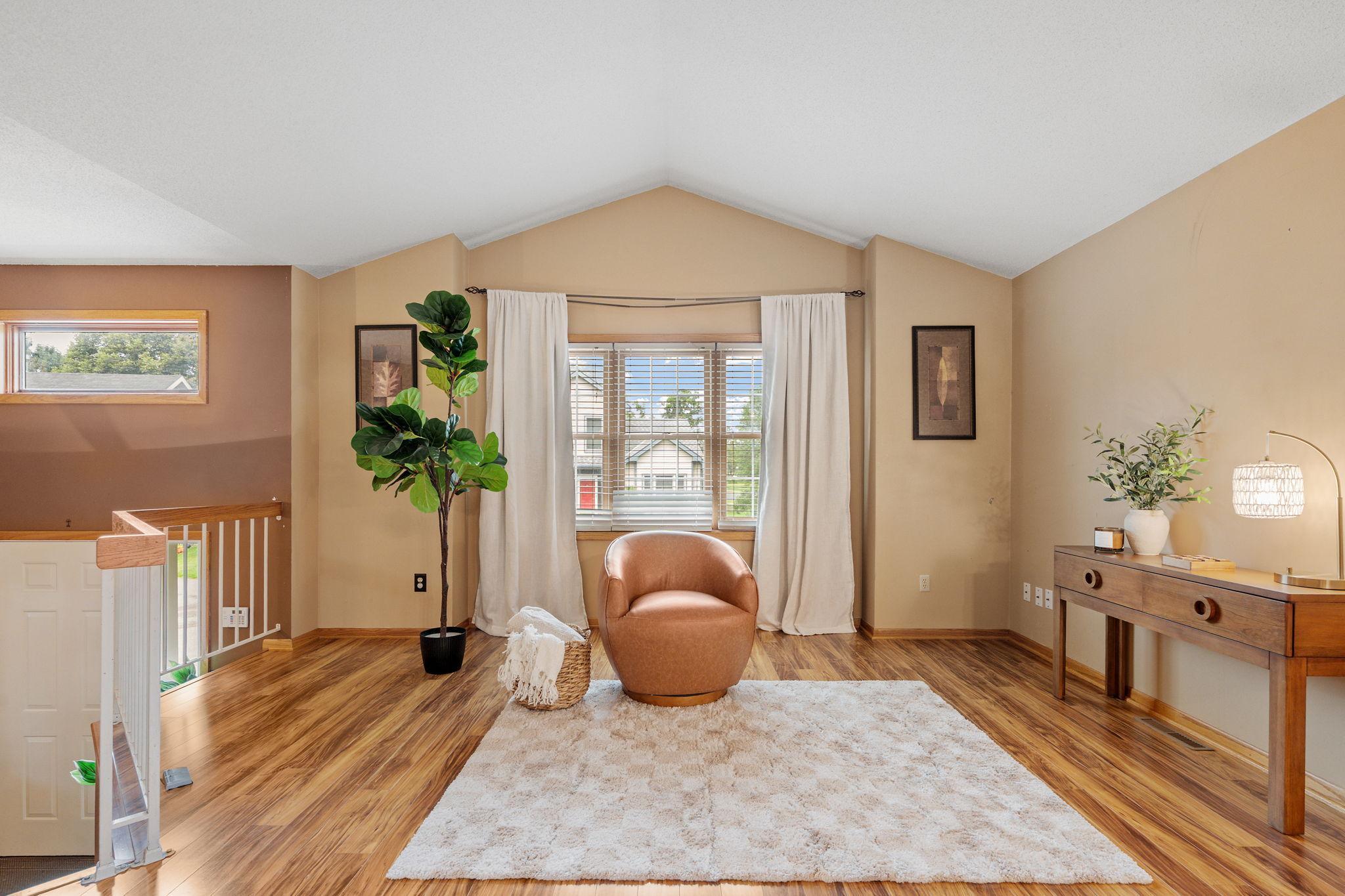10283 Lee Drive Property Photo 4