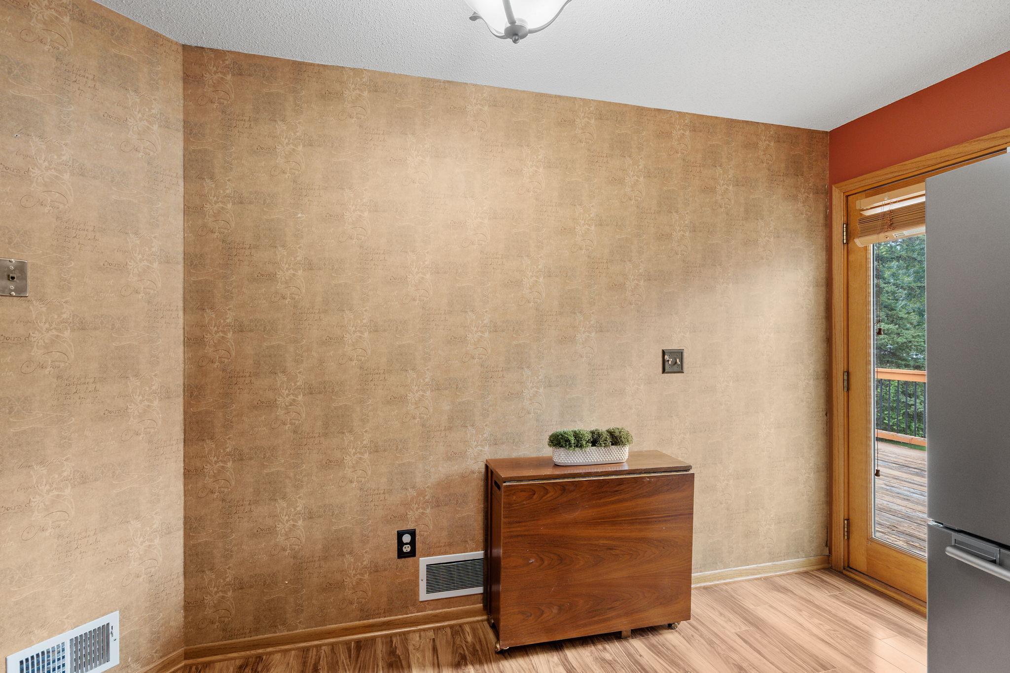 10283 Lee Drive Property Photo 12