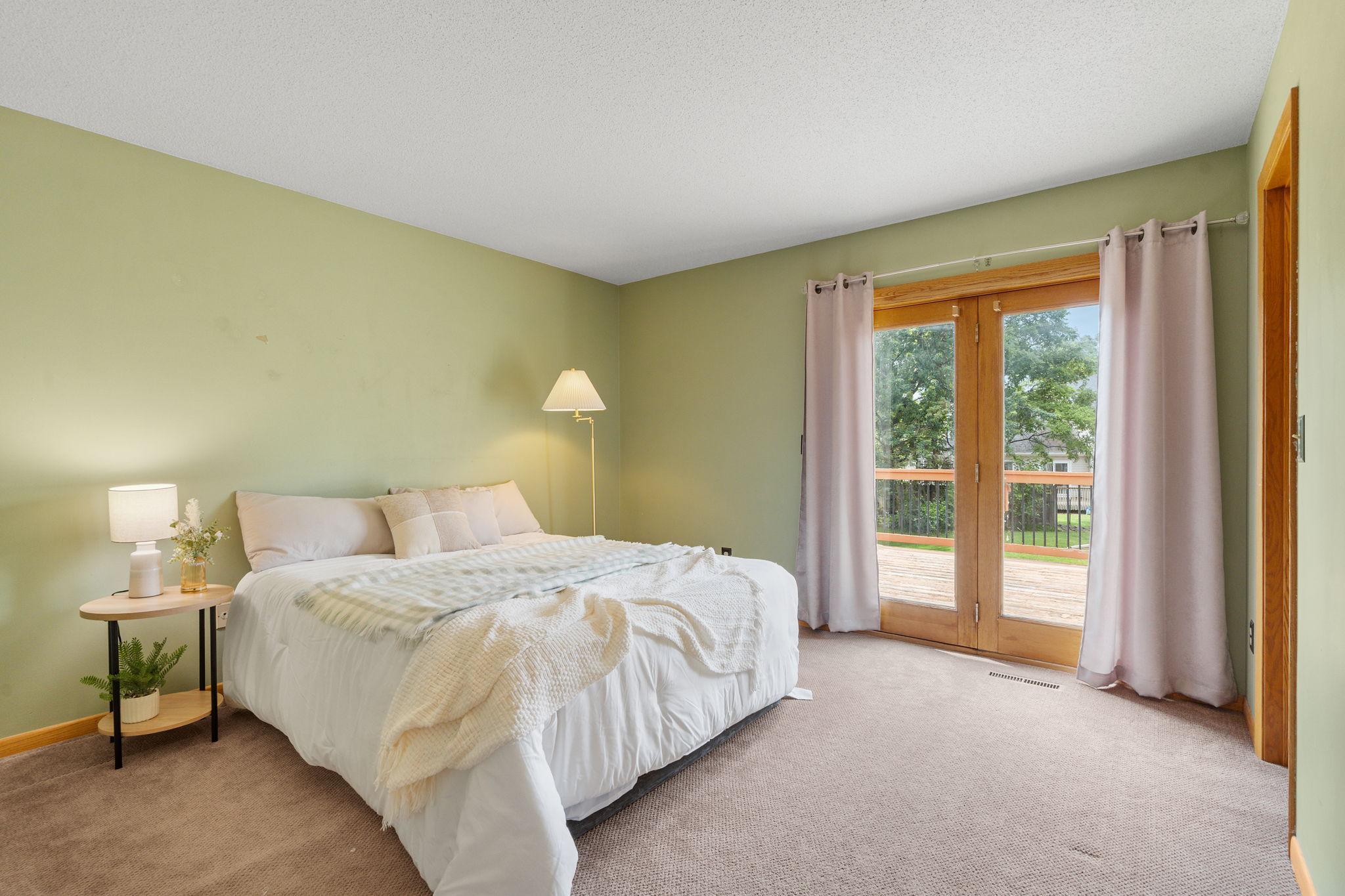 10283 Lee Drive Property Photo 15