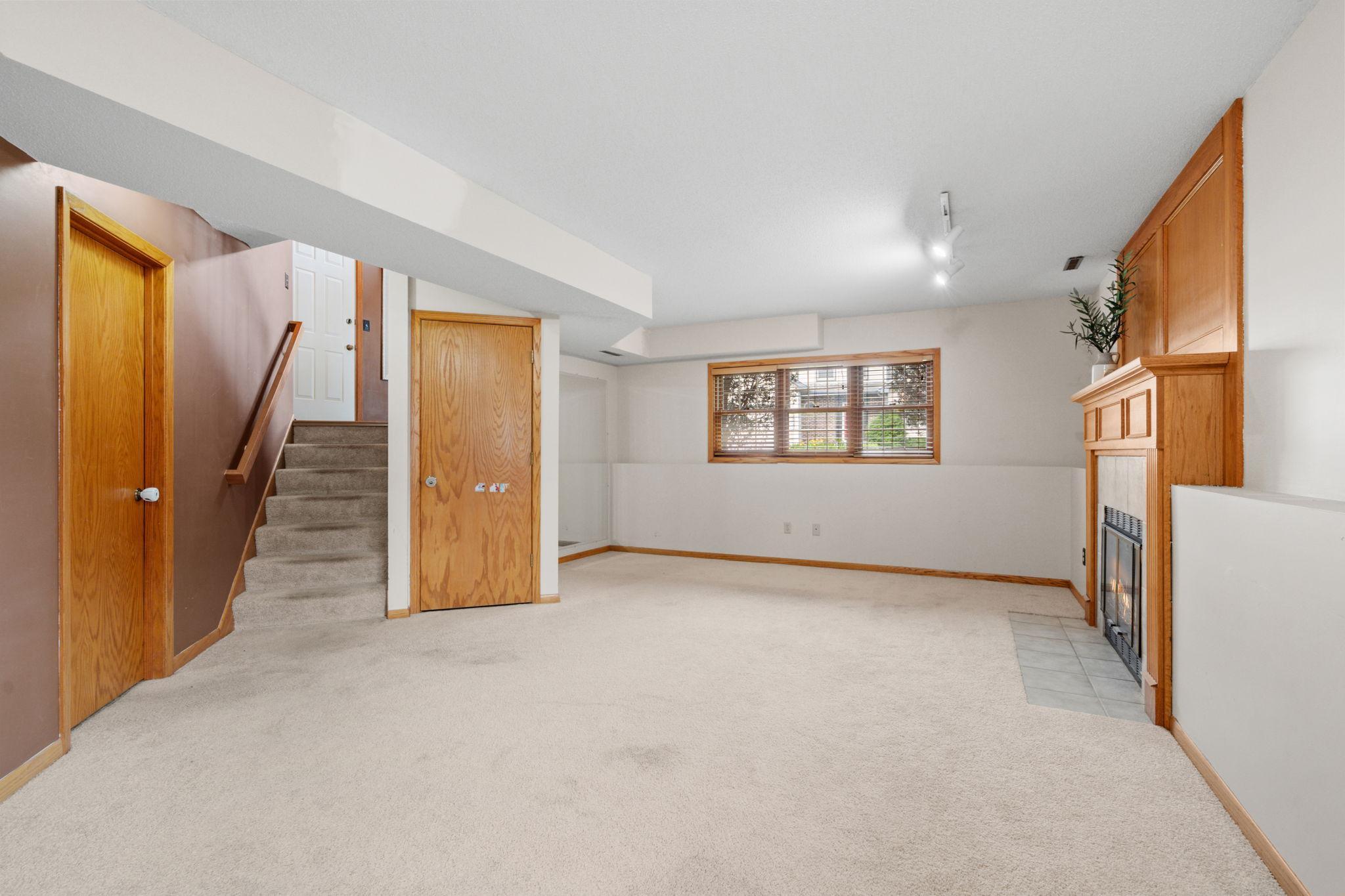 10283 Lee Drive Property Photo 20