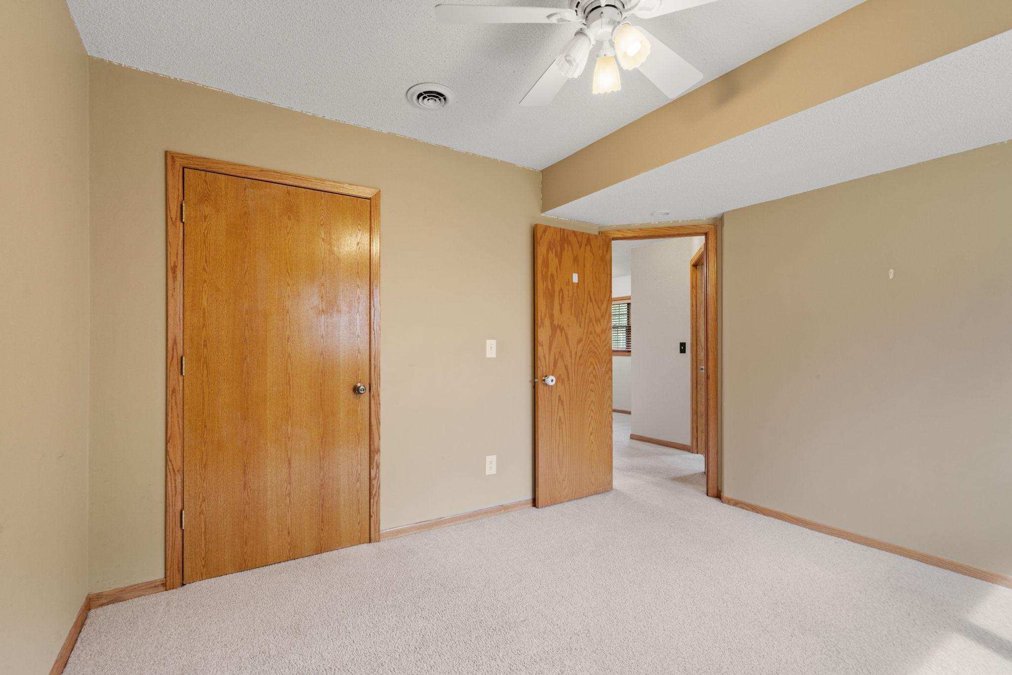 10283 Lee Drive Property Photo 27