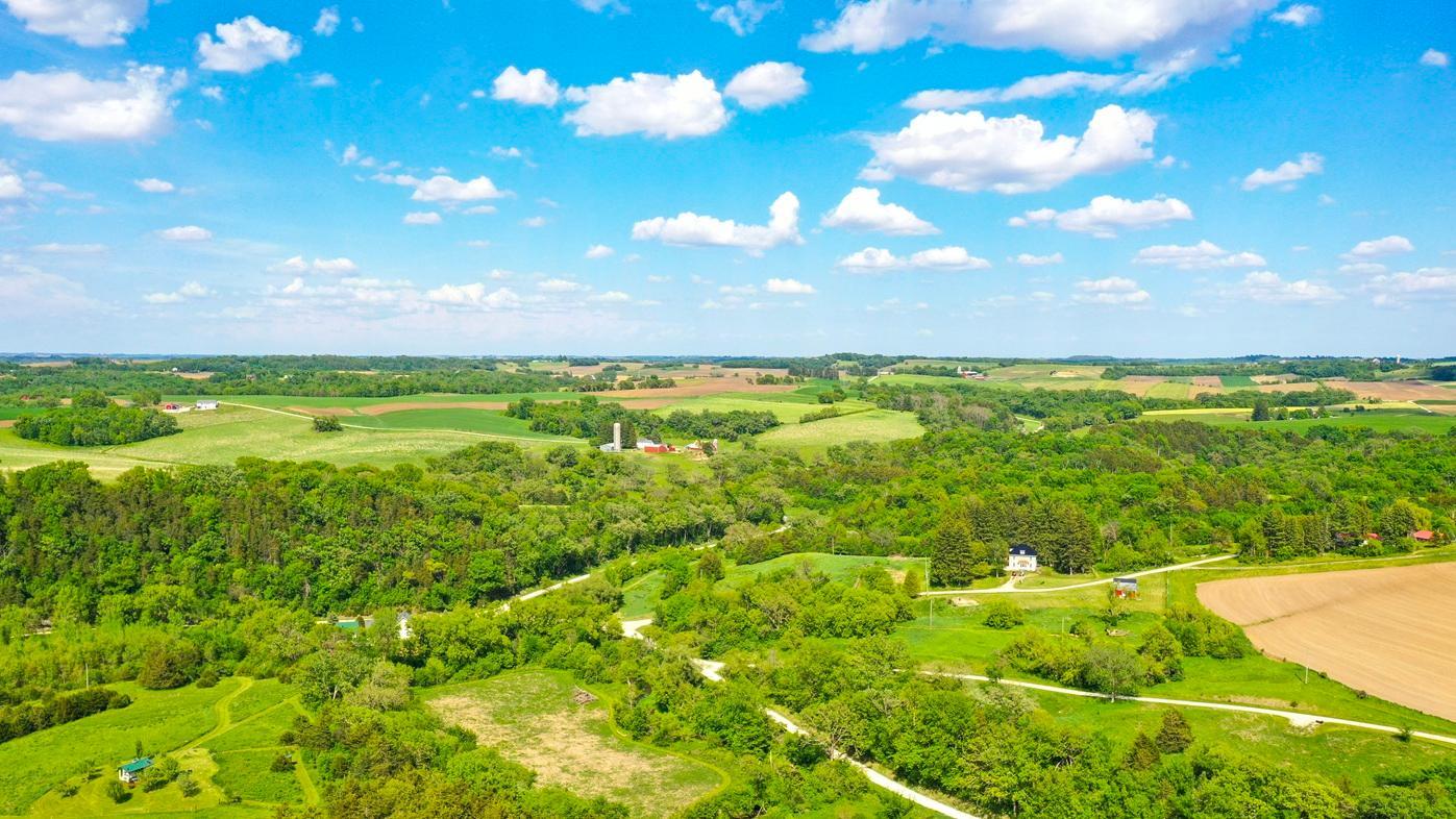 22966 Grosbeak Road Property Photo 12