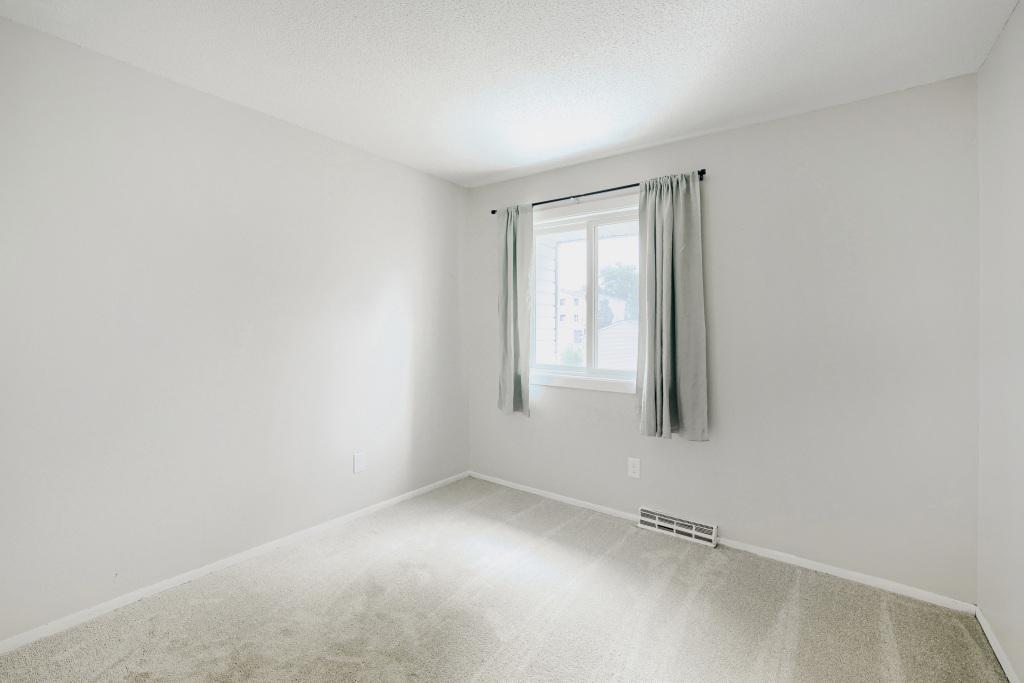 2342 Dorland Place E Property Photo 15