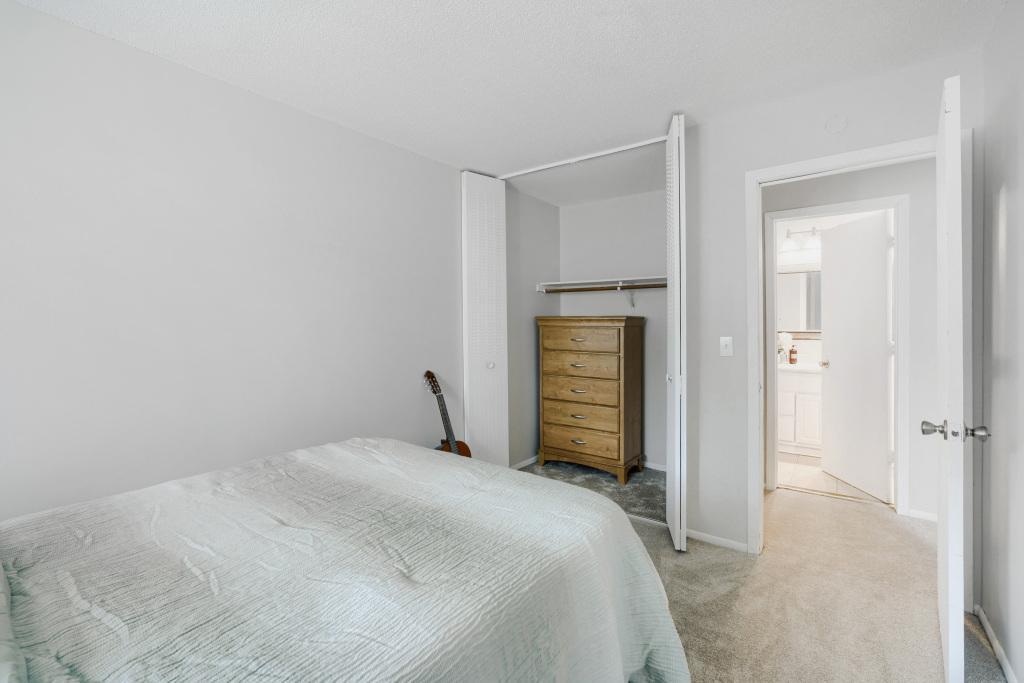 2342 Dorland Place E Property Photo 17