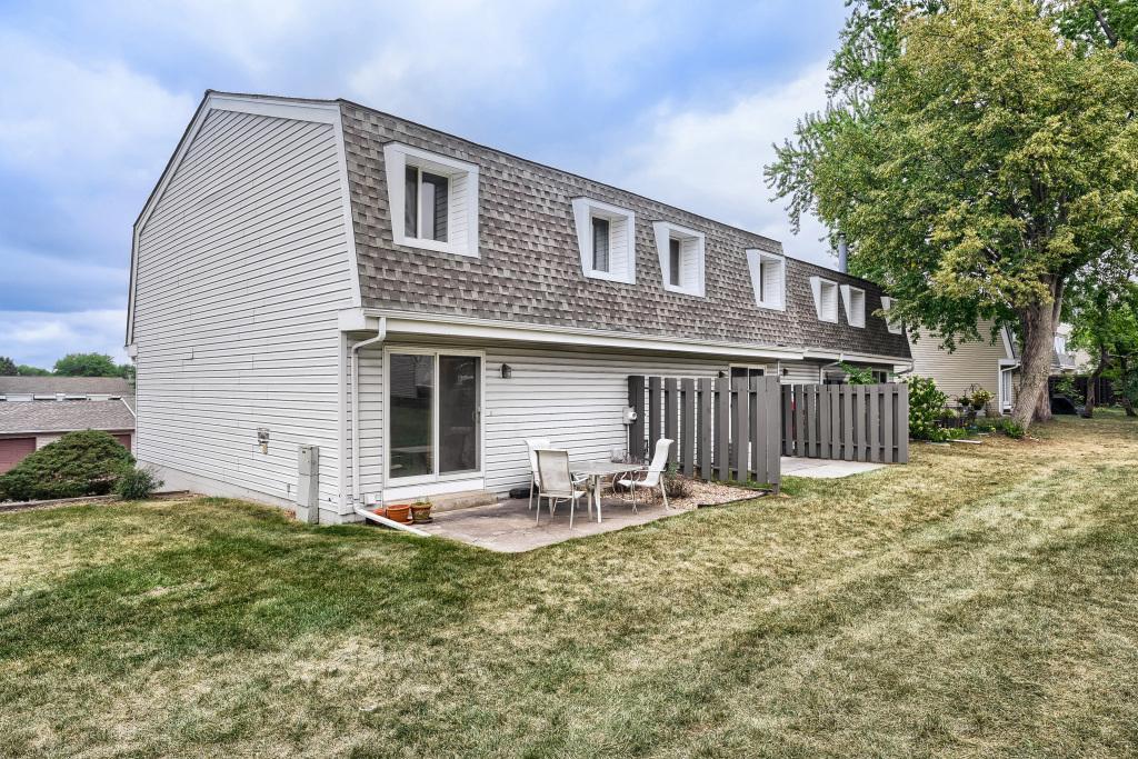 2342 Dorland Place E Property Photo 20