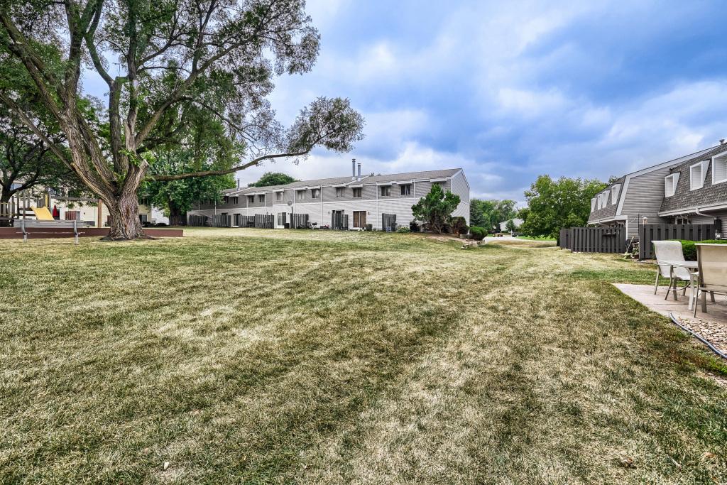 2342 Dorland Place E Property Photo 21