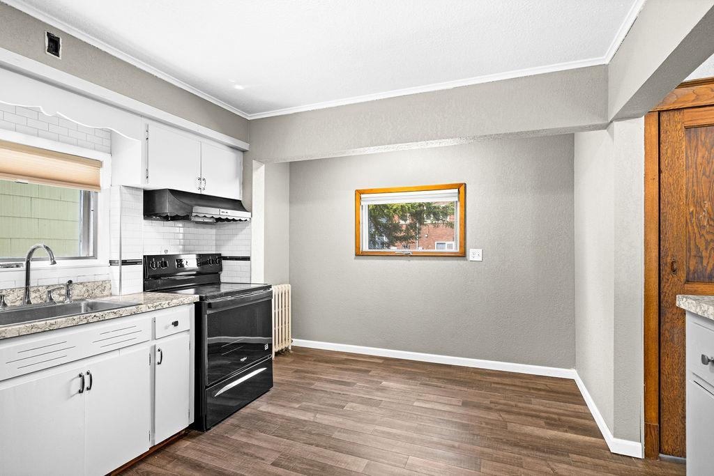 1821 Ogden Avenue Property Photo 8