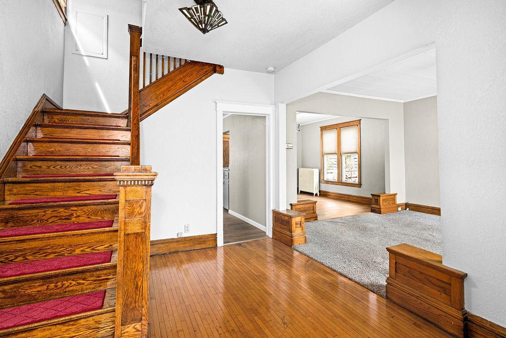 1821 Ogden Avenue Property Photo 11