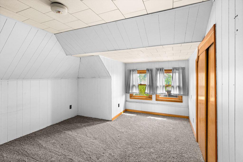 1821 Ogden Avenue Property Photo 15