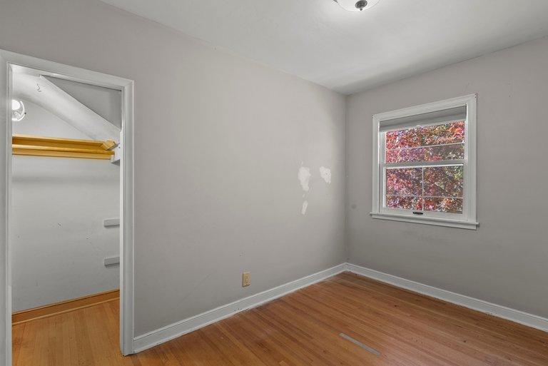 4529 Beard Avenue N Property Photo 26
